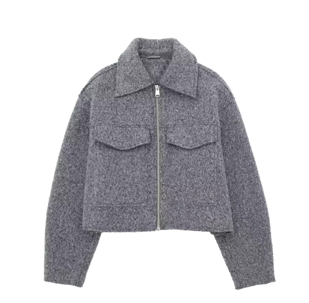 Women's Short Cut Sherpa Jacket with Zip and Flap Pockets Mune Fashion