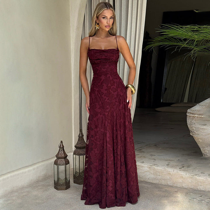 Women Elegant Evening Dress with Fine Floral Patterns and Sophisticated Details Mune