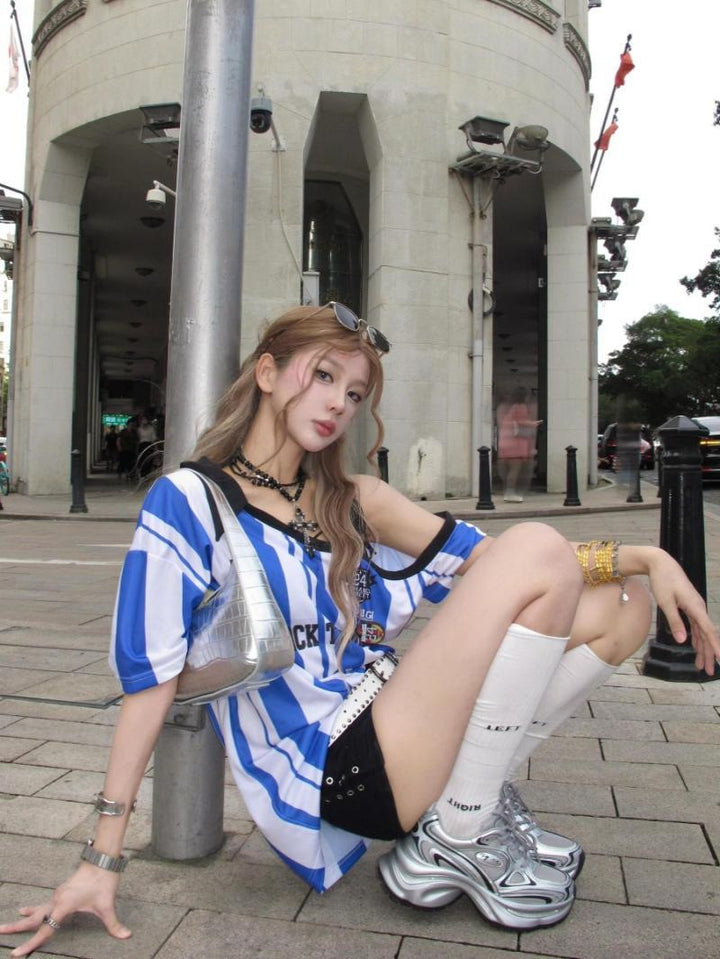 Women's oversized sports shirt with lacing detail and breathable mesh Mune Fashion
