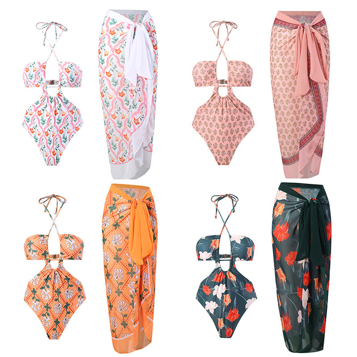 Women's bandeau bikini with floral accents and light wrap skirt Mune Fashion