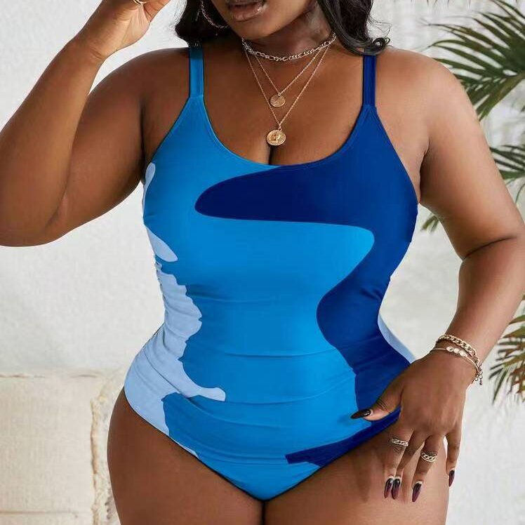 Women’s one-piece swimsuit with a figure-flattering design and trendy color gradient Mune Fashion