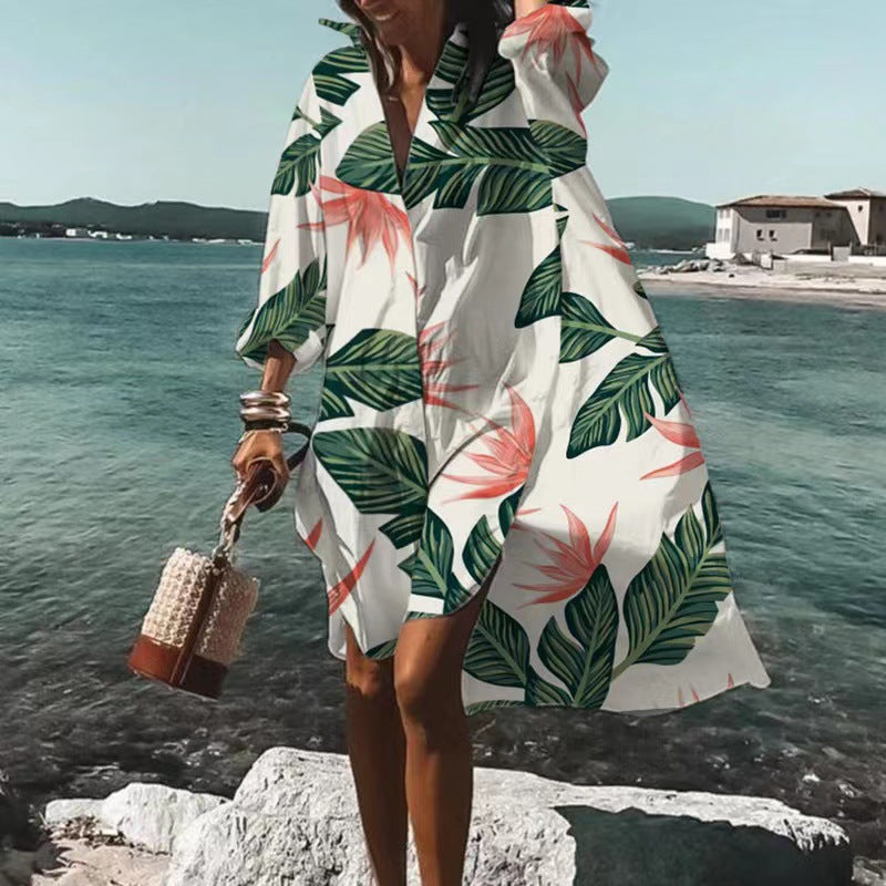Women's airy beach dress kaftan with tropical leaf print and wide cut Mune Fashion