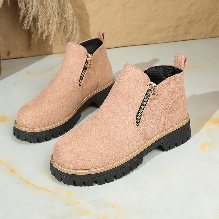 Damen Kurzschaft-Stiefeletten aus Veloursoptik mit seitlichem Reißverschluss und grober Profilsohle Mune Fashion