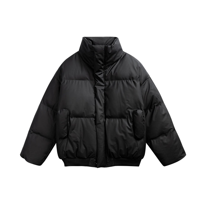 Women short-cut padded quilted bomber jacket with high stand-up collar and patch pockets Mune Fashion