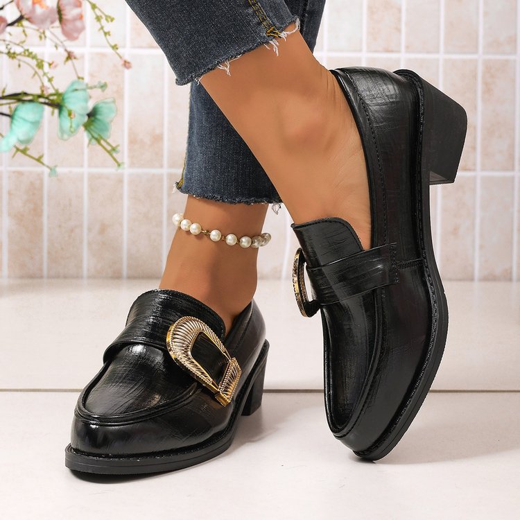 Ladies Elegant Moccasins with Gold Buckle Mune Fashion