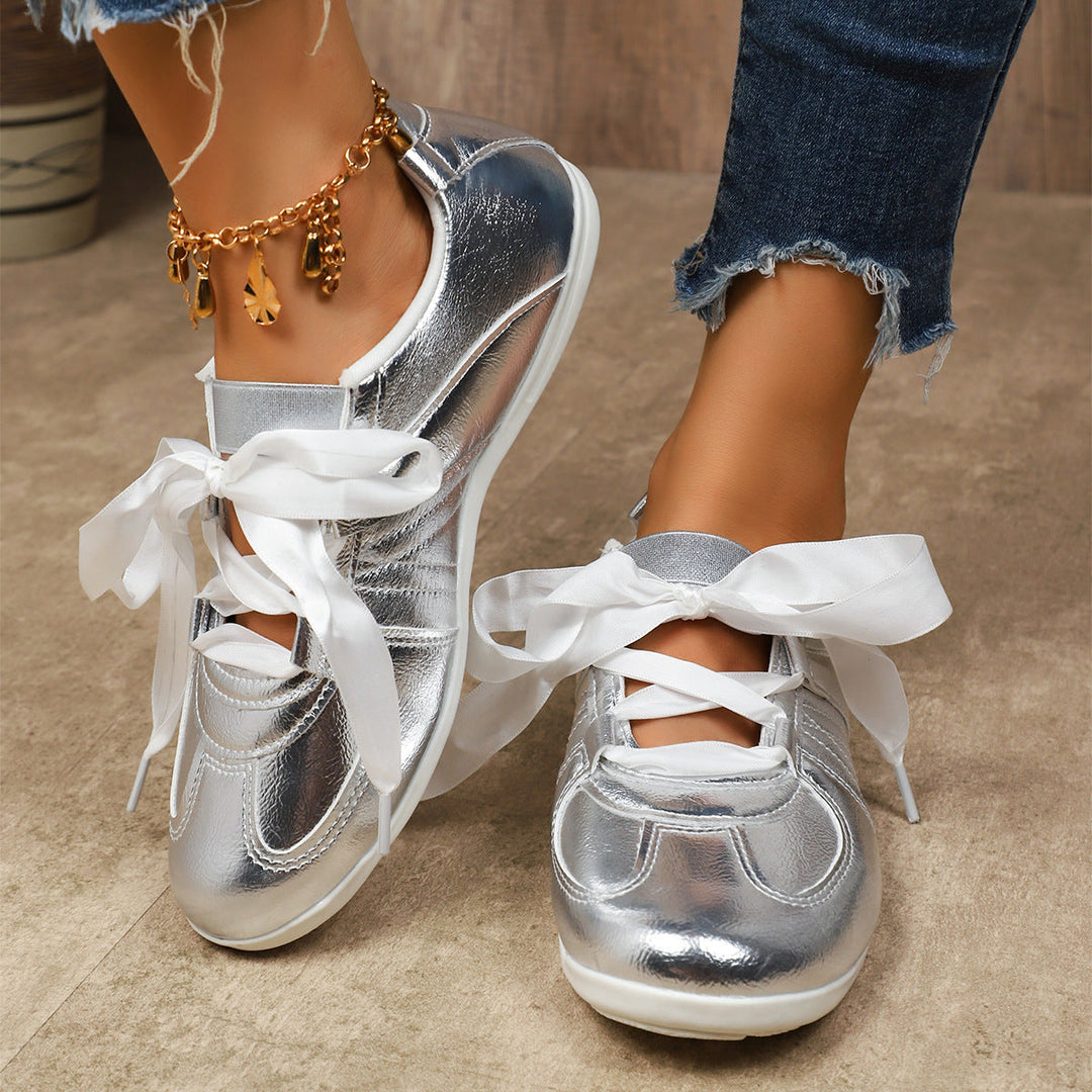 Women’s sporty sneakers with shiny metallic upper material and comfortable lacing Mune Fashion