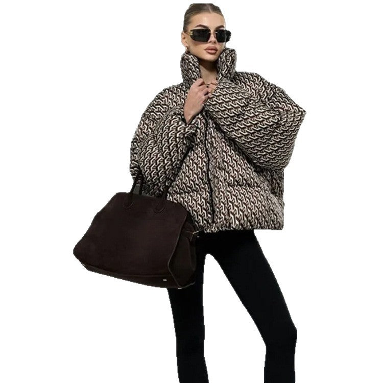 Women Short Quilted Oversized Quilted Jacket with High Shawl Collar Mune Fashion