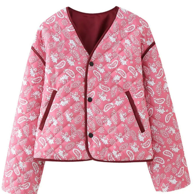 Women's quilted short jacket with V-neck, paisley pattern and contrasting piping Mune Fashion
