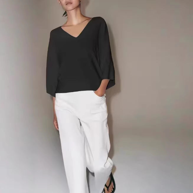 Women Oversize V-Neck Top with Kimono Sleeves Mune Fashion