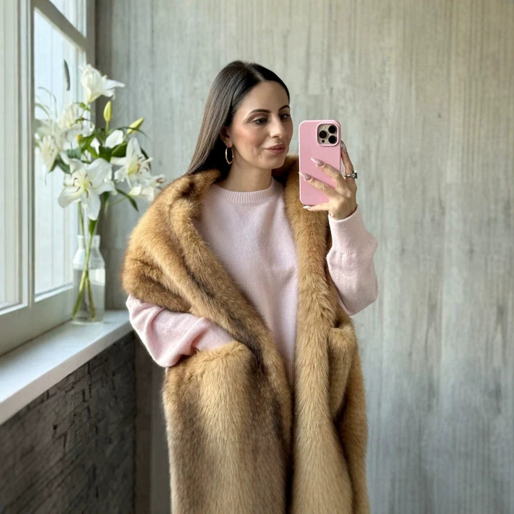 Ladies' Luxurious Long Faux Fur Stole with Voluminous Shawl Collar Mune Fashion