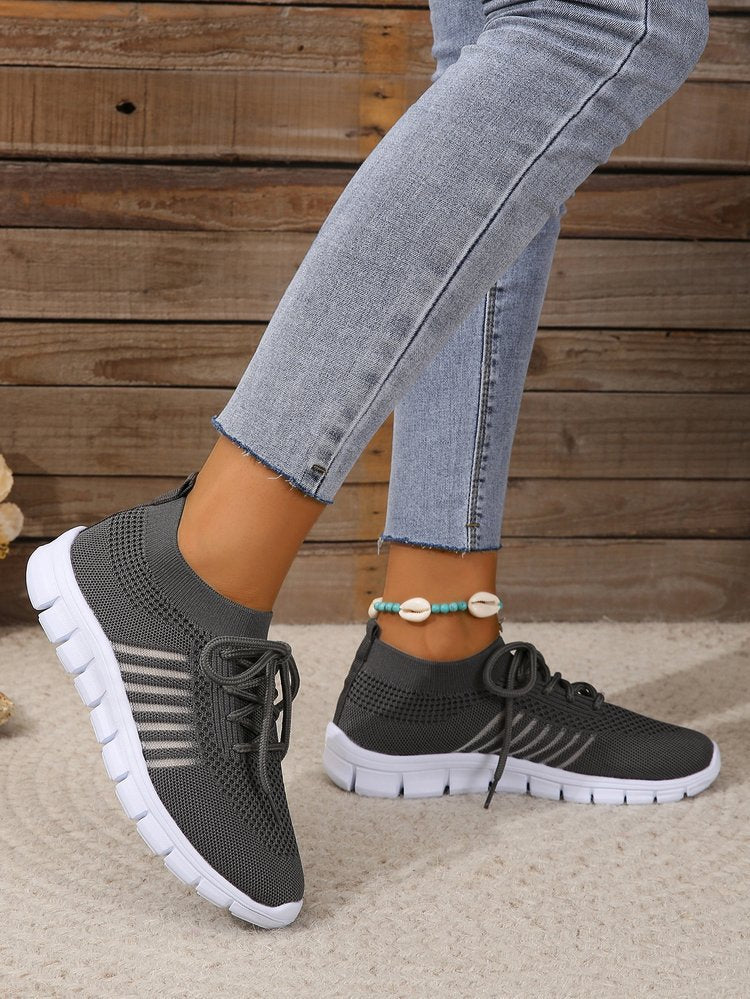 Women's  lightweight knitted sneaker slippers with sock-like shaft and flexible sole Mune Fashion