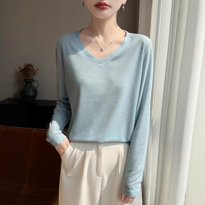 Ladies Lightweight V-Neck Fine Knit Long Sleeve Mune Fashion
