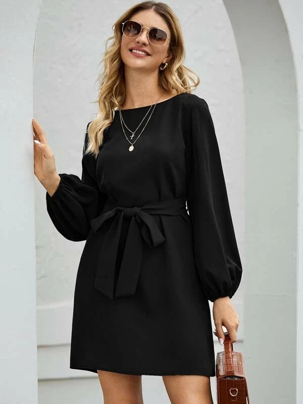 Ladies' elegant sheath dress with balloon sleeves and waist belt Mune Fashion