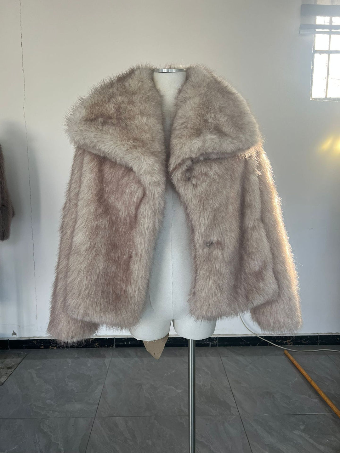 Women's Short Faux Fur Jacket in Bolero Style with Extra Soft Shawl Collar Mune Fashion