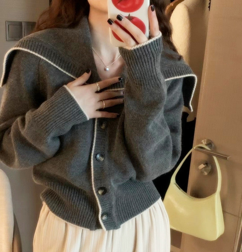 Women’s knit cardigan with oversized sailor collar and contrast edge Mune Fashion
