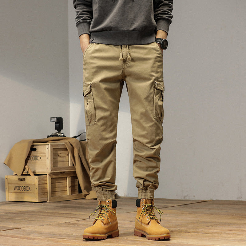 Men's Tapered Cargo Jogger made of sturdy twill with drawstring waistband, flap pockets and ribbed ankles Mune Fashion