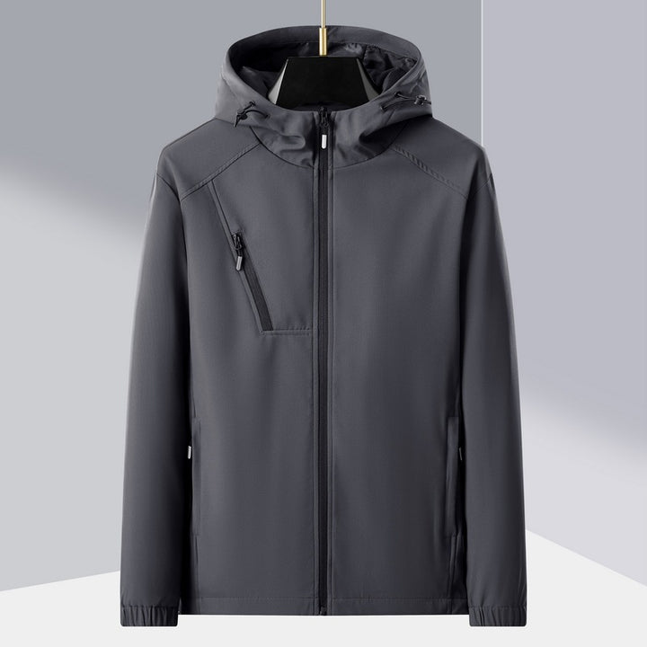 Men's lightweight softshell outdoor jacket with ergonomic hood and diagonal chest zip Mune Fashion