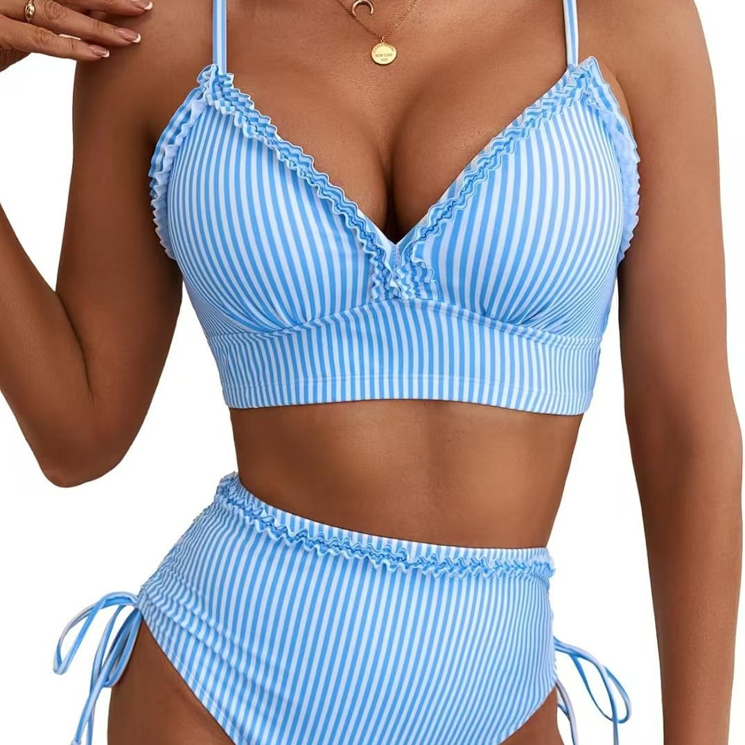 Women's bikini set with cute ruffle detail and high-waisted cut Mune Fashion