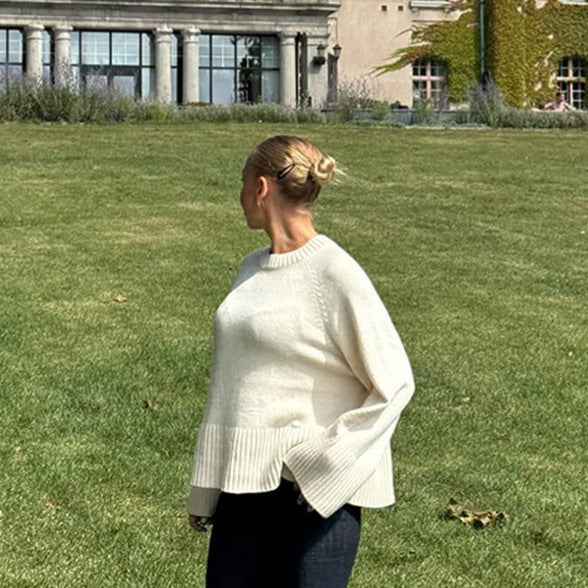 Women's oversized knit sweater with wide ribbed hem and trumpet sleeves Mune Fashion
