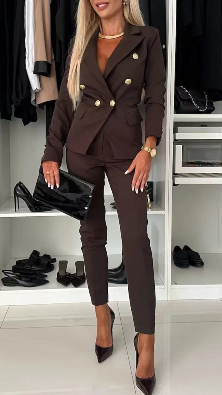 Women's tailored double-breasted blazer with gold buttons and slim trousers Mune Fashion