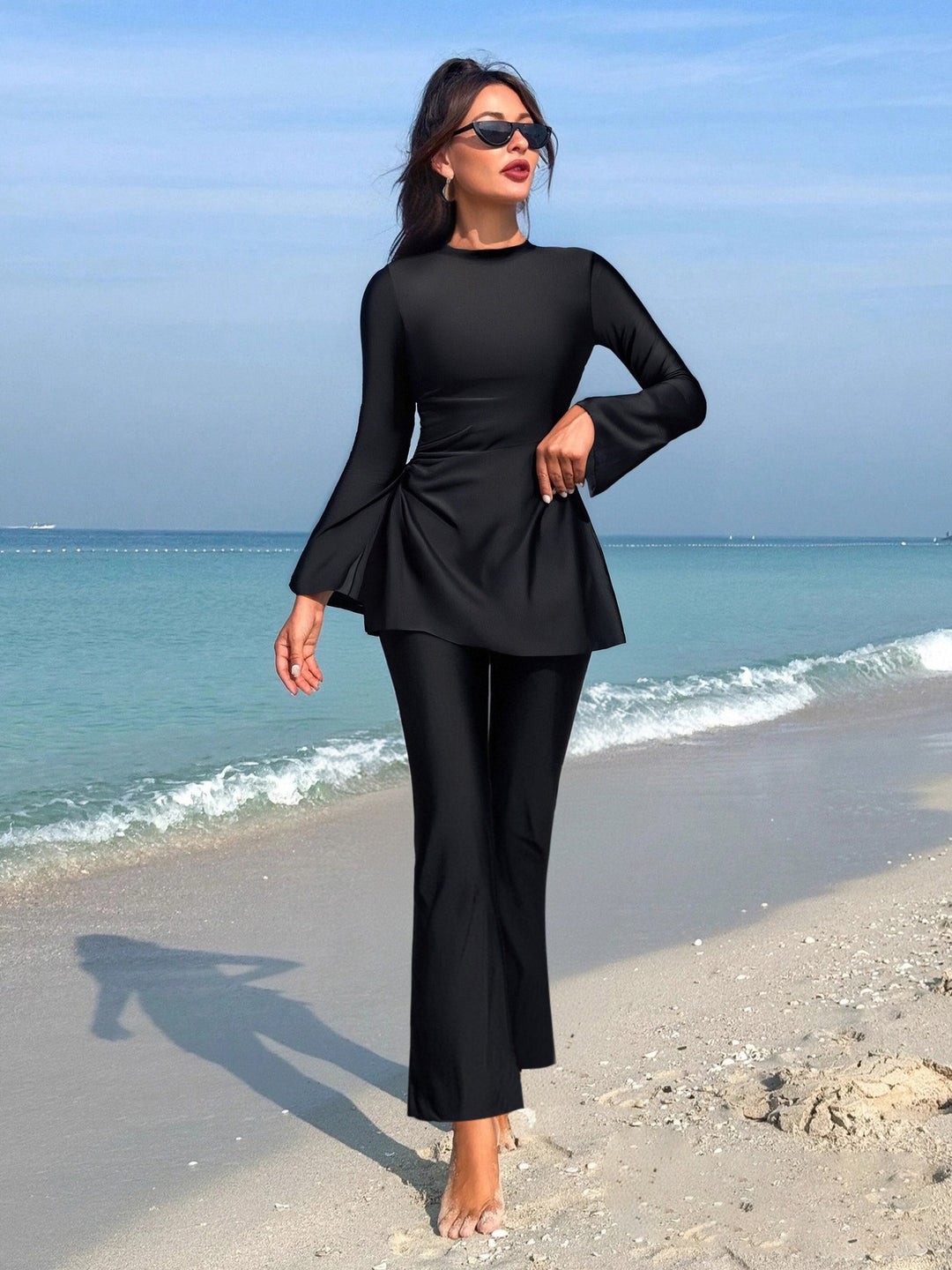 Ladies elegant beach suit with wide swinging top Mune Fashion