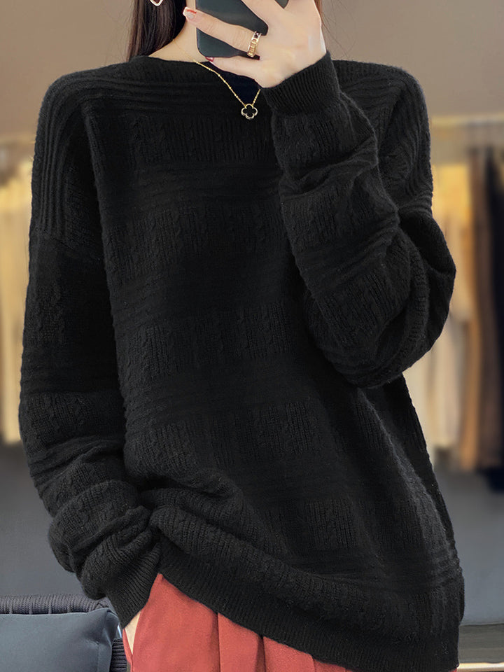 Women Oversize Fine Knit Sweater with Structural Blocks, Mohair Look and Round Neckline Mune Fashion