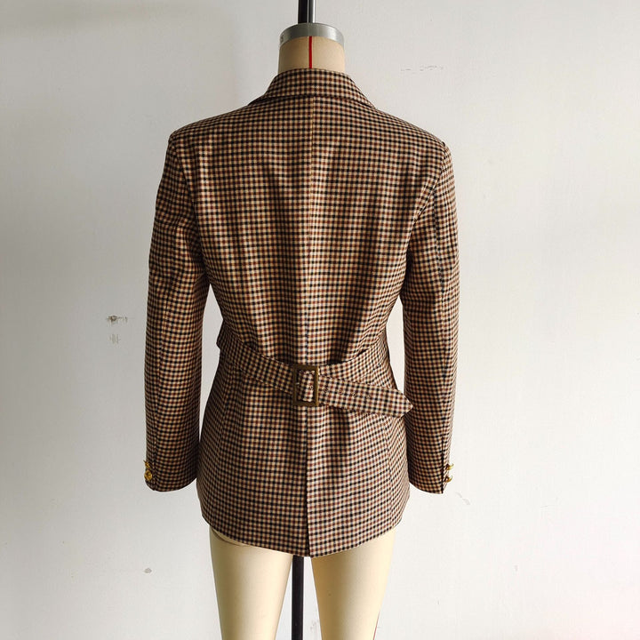 Women's narrow-cut long blazer in houndstooth pattern with gold decorative buttons and welt pockets Mune Fashion
