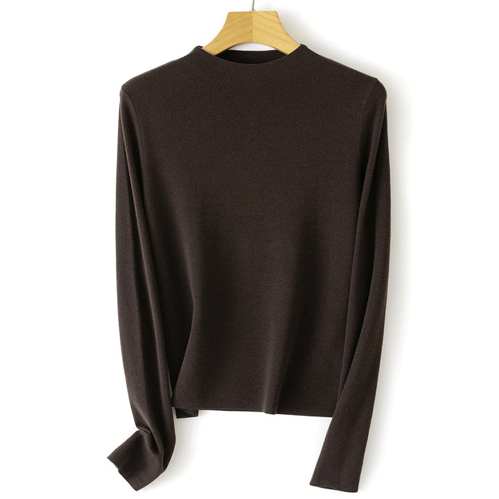 Women's fine knit pullover with short stand-up collar and slim silhouette Mune Fashion