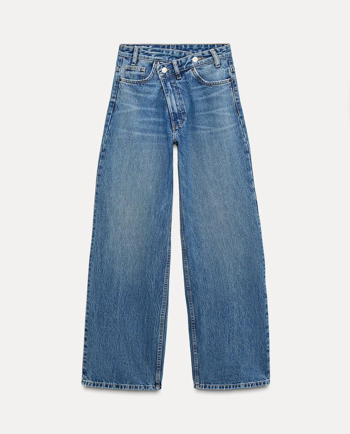 Women's high-waisted wide denim jeans with asymmetric waistband and culotte cut Mune Fashion