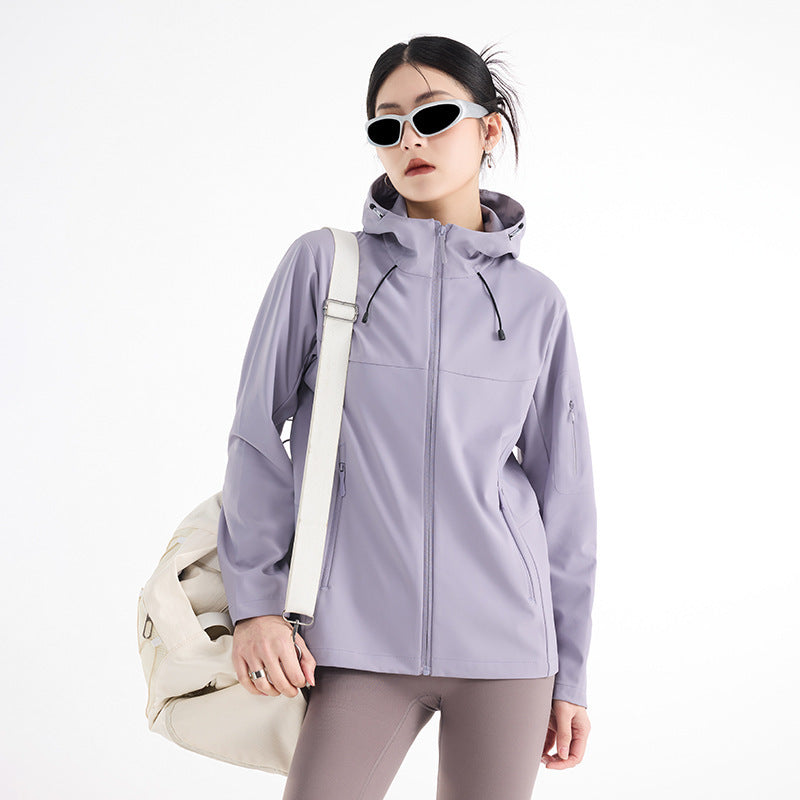 Women's Breathable Softshell Rain Jacket with Hood, Windproof and Minimalist Tech Look Mune Fashion