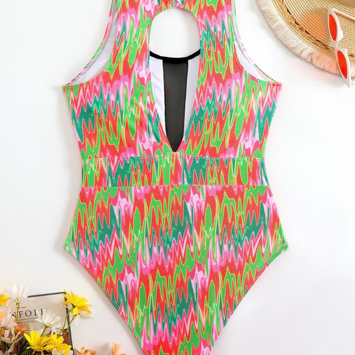 Women's swimsuit with fashionable cut-out Mune Fashion