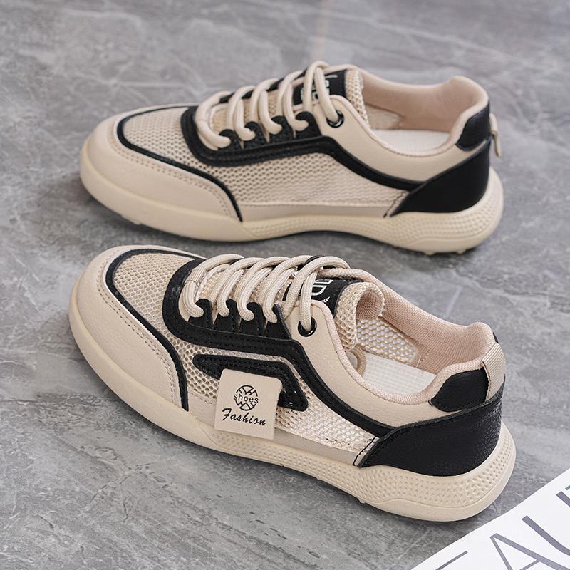 Women's sporty sneakers with breathable mesh upper and comfortable sole Mune Fashion