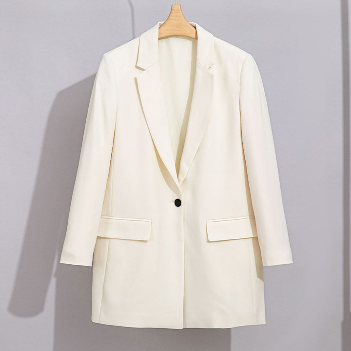 Women Longline Blazer with straight cut and discreet flap pockets Mune Fashion