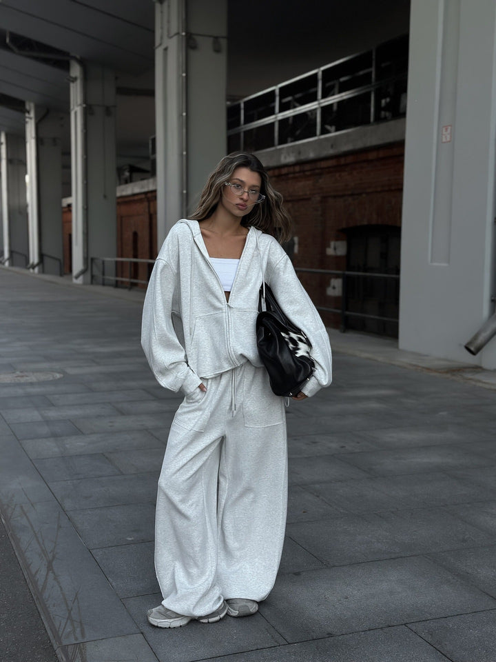 Women's oversized zip-up hoodie with kangaroo pocket Mune Fashion