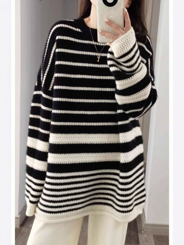 Women's oversized long pullover made of粗stripes knit with round neckline Mune Fashion