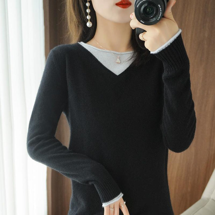 Women Soft V-Neck Sweater in Cashmere Look with Contrasted Border Decoration Mune Fashion