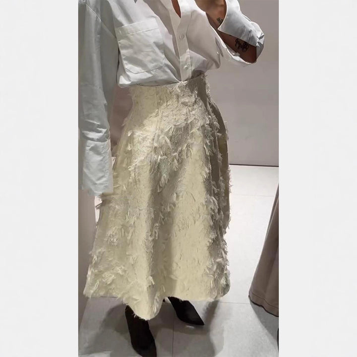 Women's midi skirt with high waist and fringed texture Mune Fashion