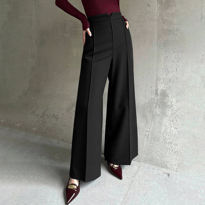 Ladies elegant wide Palazzo trousers with pressed crease and high-cut waist Mune Fashion