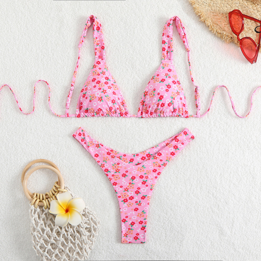 Women Triangle Bikini Set with adjustable straps and trendy pattern Mune Fashion