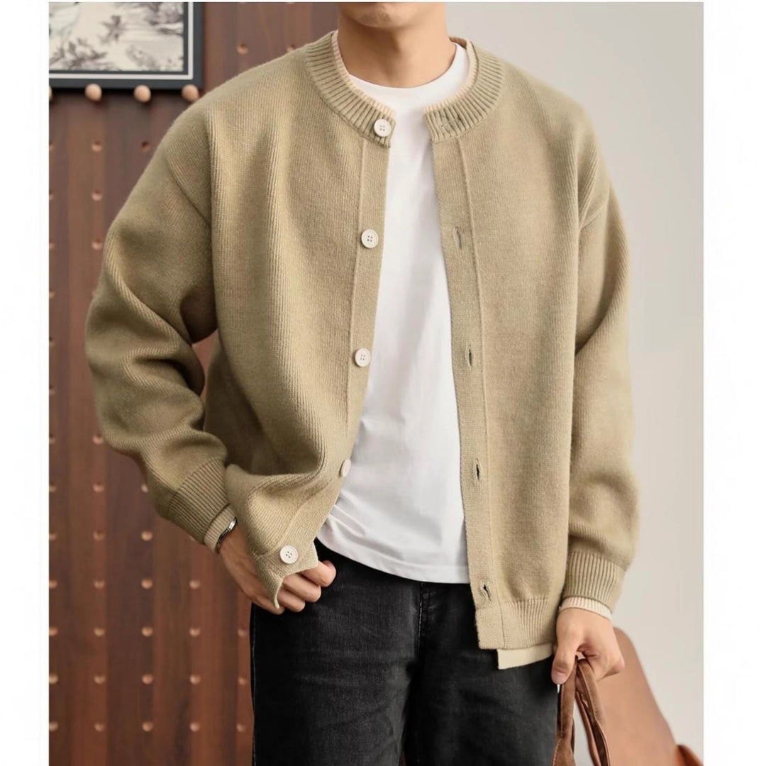 Men's Stylish Cardigan with Round Neckline Mune Fashion