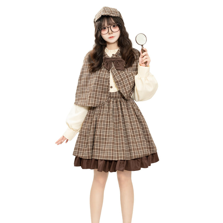 Girl Detective Costume with Checkered Details Mune Fashion