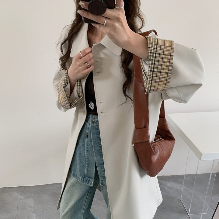 Women lightweight trench coat with contrasted checked cuffs Mune Fashion