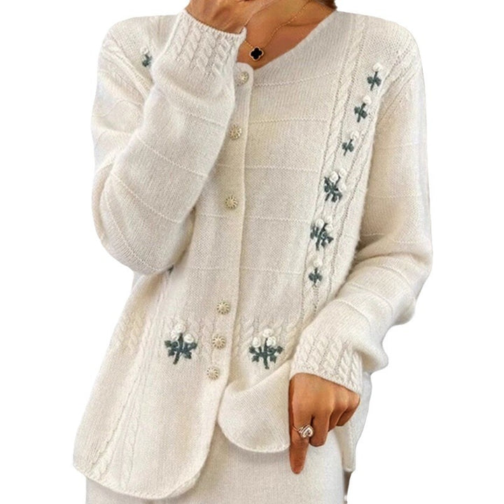 Women's knit cardigan with floral relief embroidery and cable pattern Mune Fashion