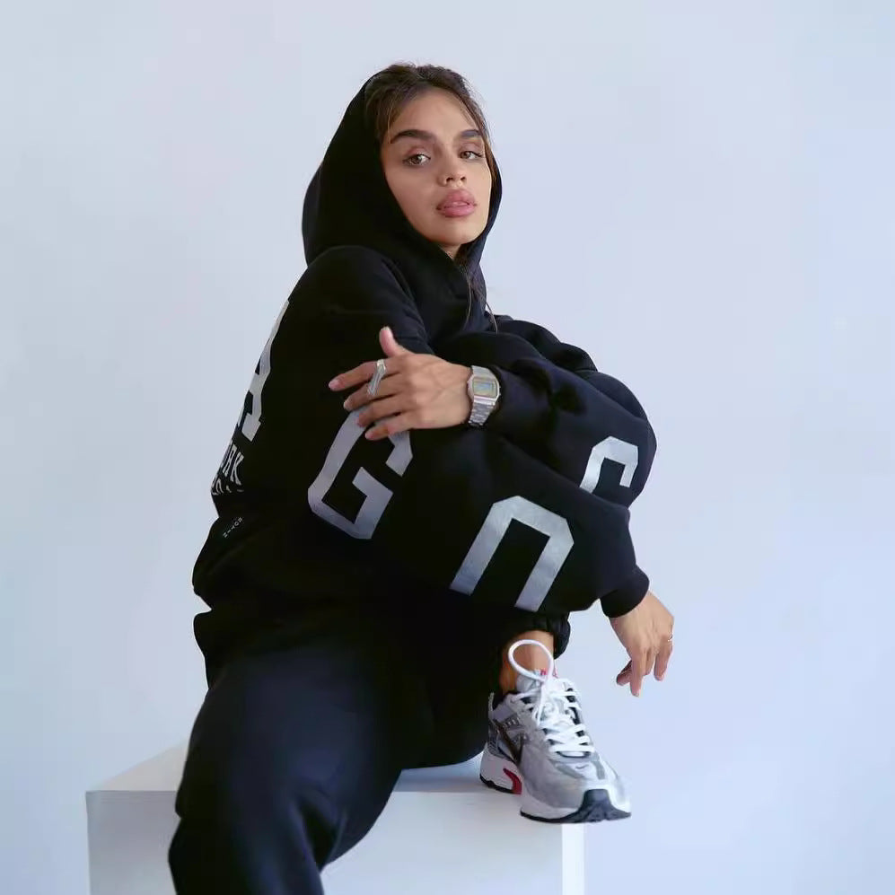 Women's Oversized Hoodie with large block print Mune Fashion