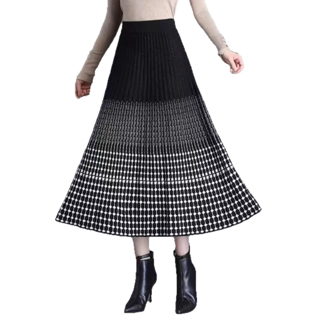 Ladies Pleated Maxi Skirt with Elegant Pattern Mune Fashion