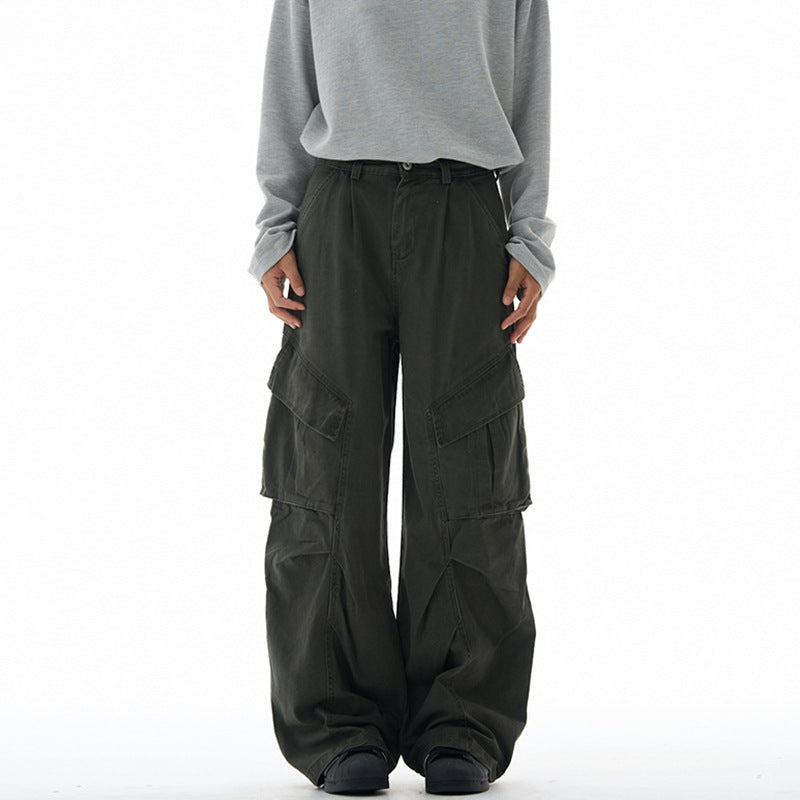 Women's wide cargo pants with a dropped crotch and patch pockets Mune Fashion
