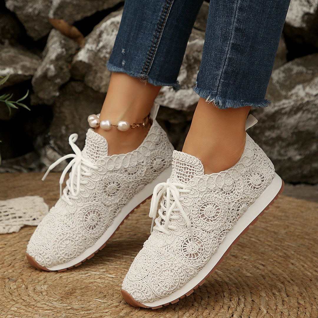 Women's knitted slip-on platform sneakers with breathable upper material and padded comfort insole Mune Fashion