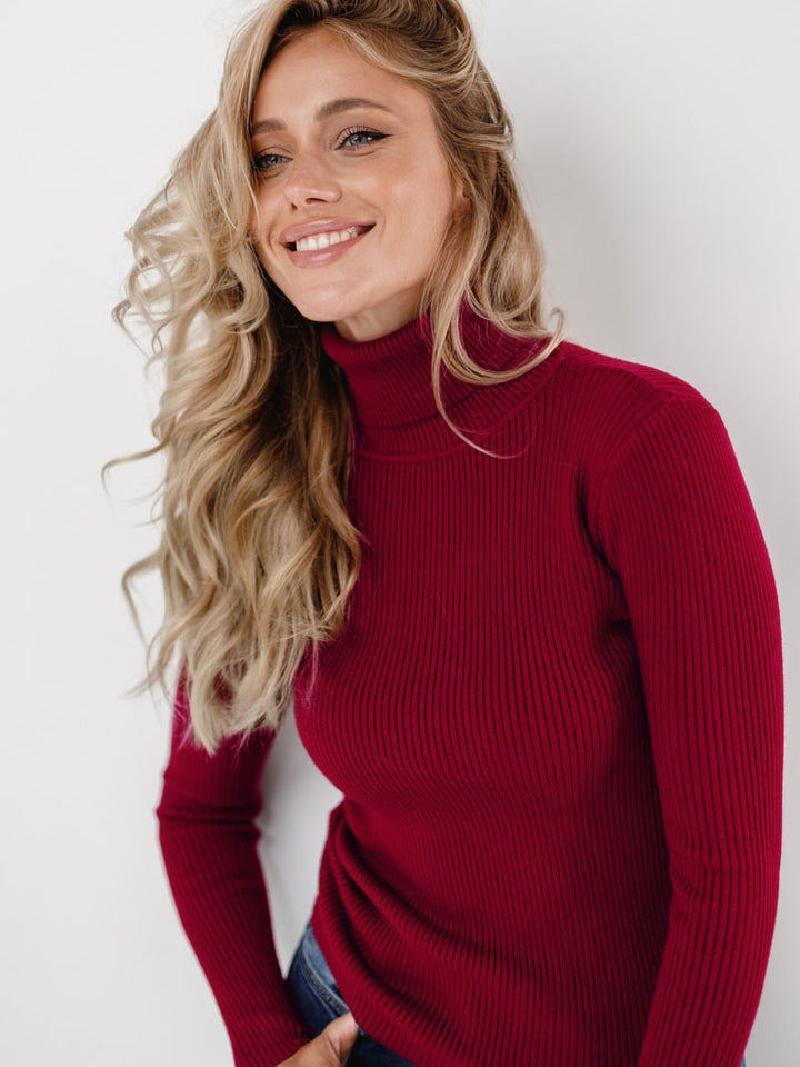 Women's Figure-Hugging Ribbed Roll Neck Sweater Mune Fashion