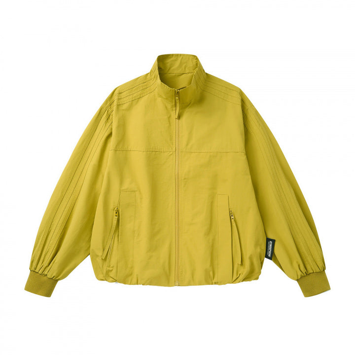 Unisex Lightweight Boxy Outdoor Jacket in Track Style with High Stand-Up Collar, Zipper Pockets and Elastic Hem Mune Fashion