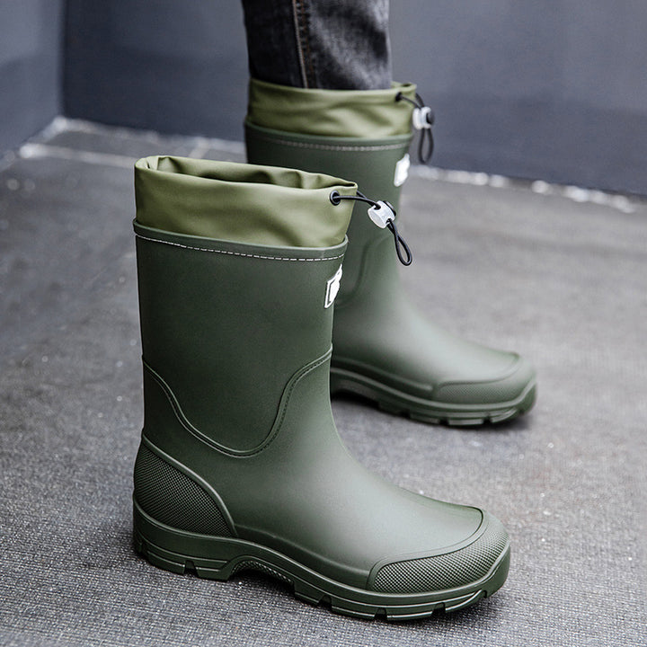 Men's waterproof work and rain rubber boots with adjustable cord closure and non-slip patterned sole Mune Fashion